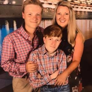 Meet your Posher, Amy